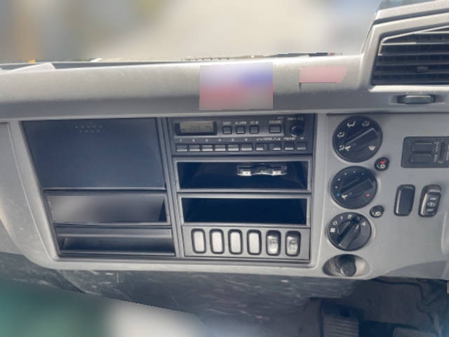 三菱ふそうファイターコンテナ専用車中型（4t）[写真37]