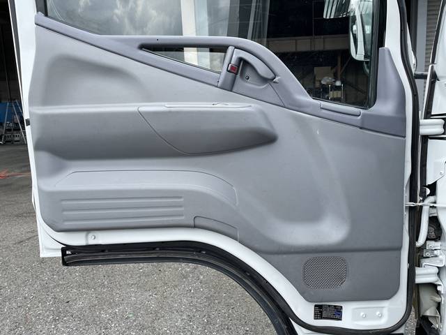 三菱ふそうキャンターダンプ小型（2t・3t）[写真33]