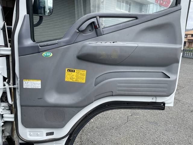 三菱ふそうキャンターダンプ小型（2t・3t）[写真34]