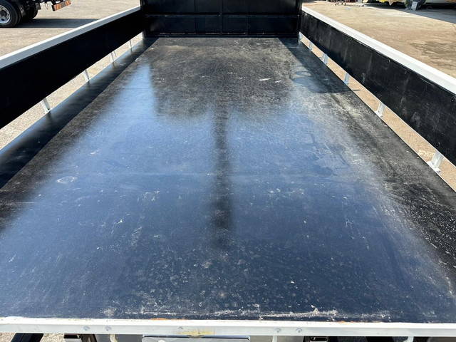 三菱ふそうキャンタークレーン4段小型（2t・3t）[写真11]