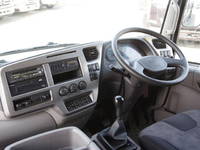 UDトラックスコンドルクレーン4段増トン（6t・8t）[写真13]