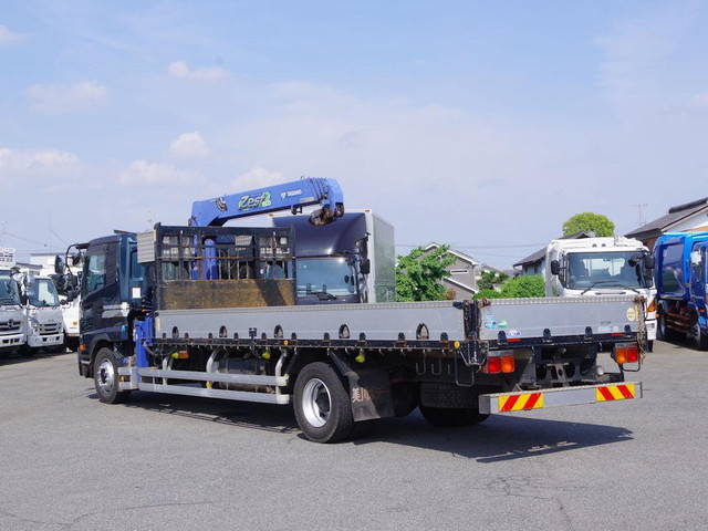 UDトラックスコンドルクレーン4段増トン（6t・8t）[写真02]