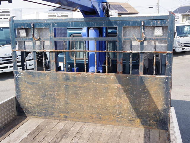 UDトラックスコンドルクレーン4段増トン（6t・8t）[写真25]