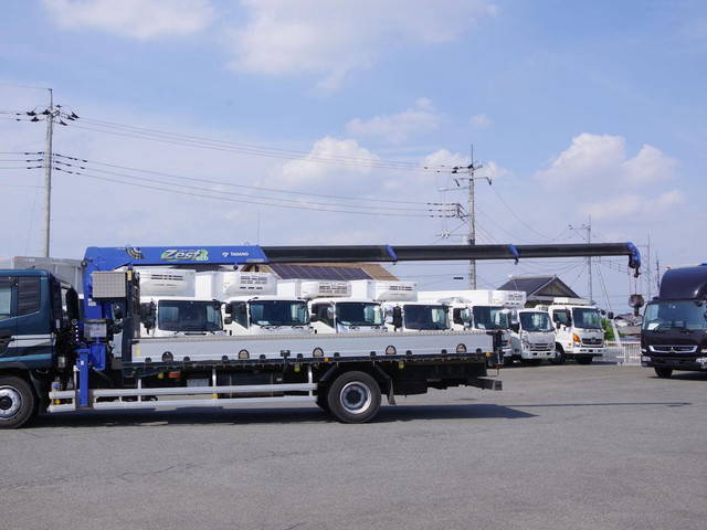 UDトラックスコンドルクレーン4段増トン（6t・8t）[写真07]