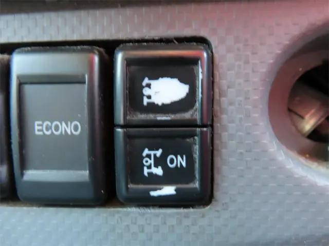 いすゞエルフパッカー車（塵芥車）小型（2t・3t）[写真15]