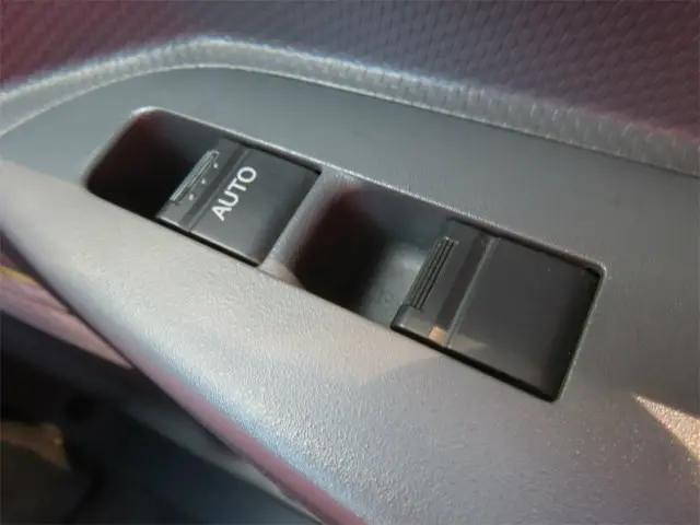 いすゞエルフパッカー車（塵芥車）小型（2t・3t）[写真17]