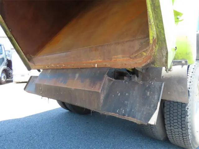 いすゞエルフパッカー車（塵芥車）小型（2t・3t）[写真23]