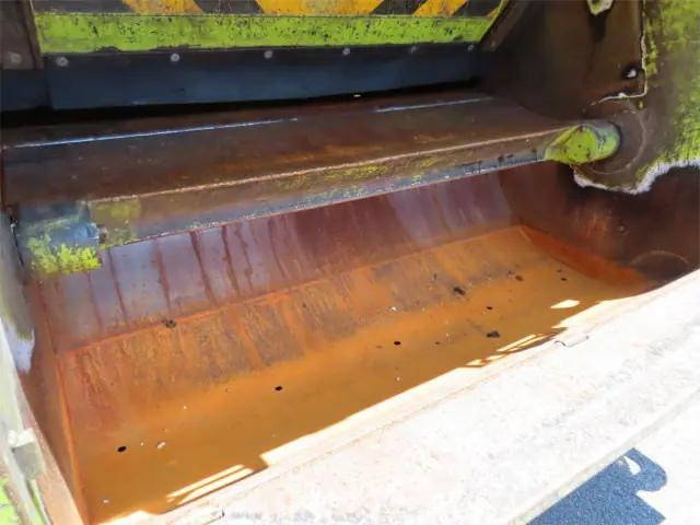 いすゞエルフパッカー車（塵芥車）小型（2t・3t）[写真24]