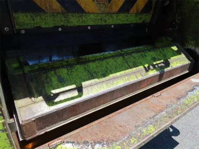 いすゞエルフパッカー車（塵芥車）小型（2t・3t）[写真26]