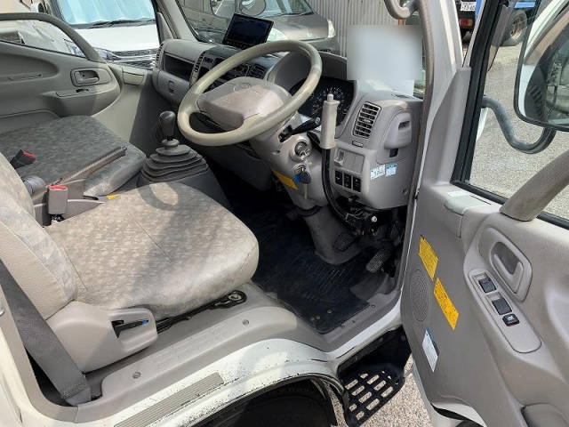 トヨタダイナ高所作業車小型（2t・3t）[写真12]