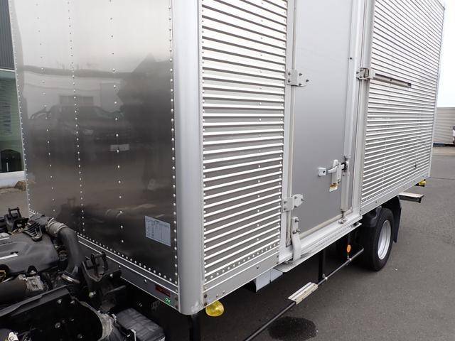 いすゞエルフアルミバン小型（2t・3t）[写真10]