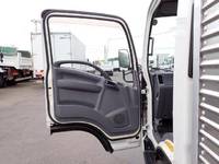 いすゞエルフアルミバン小型（2t・3t）[写真32]