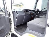 いすゞエルフアルミバン小型（2t・3t）[写真33]