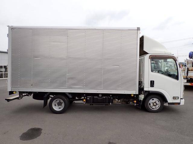 いすゞエルフアルミバン小型（2t・3t）[写真05]