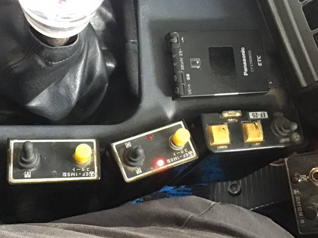 日野プロフィアダンプ大型（10t）[写真27]