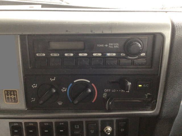 日野プロフィアダンプ大型（10t）[写真28]