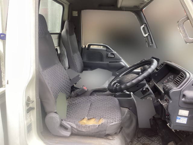 いすゞエルフ平ボディ小型（2t・3t）[写真14]