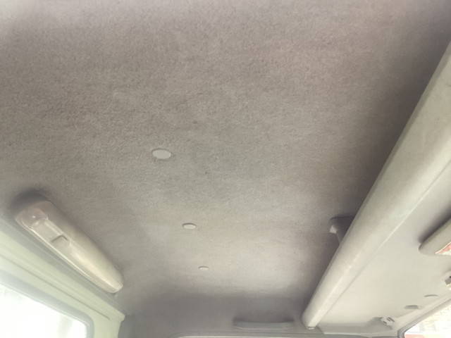 いすゞエルフ平ボディ小型（2t・3t）[写真15]