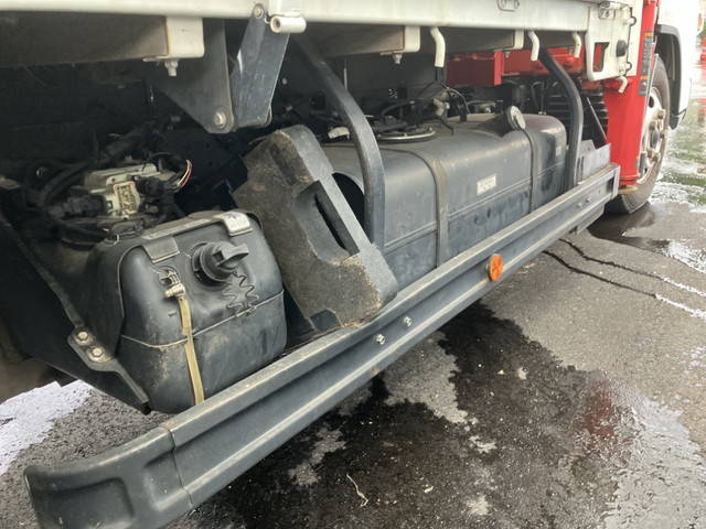 三菱ふそうキャンタークレーン3段小型（2t・3t）[写真16]