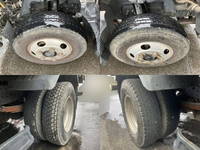 三菱ふそうキャンタークレーン3段小型（2t・3t）[写真17]