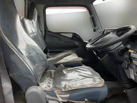 三菱ふそうキャンタークレーン3段小型（2t・3t）[写真28]