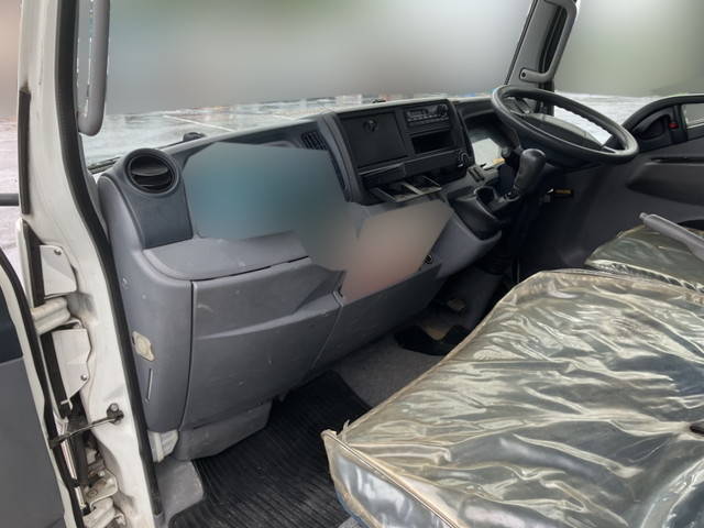 三菱ふそうキャンタークレーン3段小型（2t・3t）[写真30]