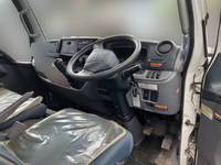 三菱ふそうキャンタークレーン3段小型（2t・3t）[写真31]