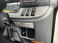 三菱ふそうキャンタークレーン3段小型（2t・3t）[写真34]