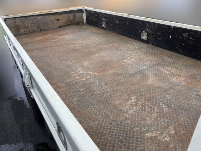 三菱ふそうキャンタークレーン3段小型（2t・3t）[写真09]