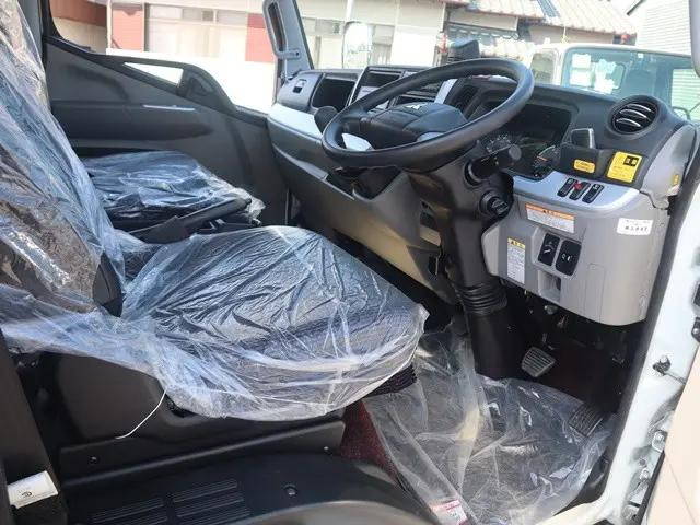 三菱ふそうキャンターセーフティローダー小型（2t・3t）[写真25]