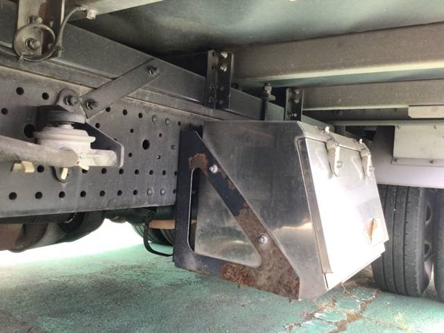 いすゞエルフアルミバン小型（2t・3t）[写真19]