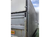 いすゞエルフアルミバン小型（2t・3t）[写真02]