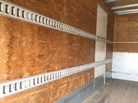 いすゞエルフアルミバン小型（2t・3t）[写真09]