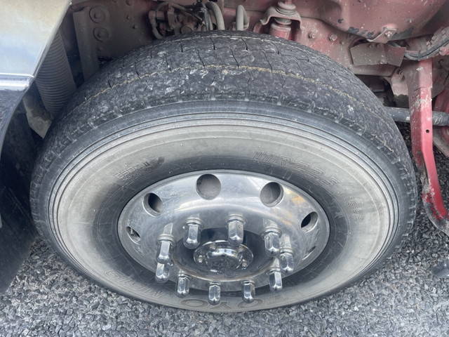 三菱ふそうスーパーグレートダンプ大型（10t）[写真11]