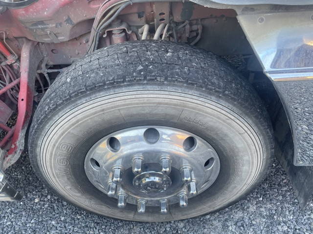 三菱ふそうスーパーグレートダンプ大型（10t）[写真12]