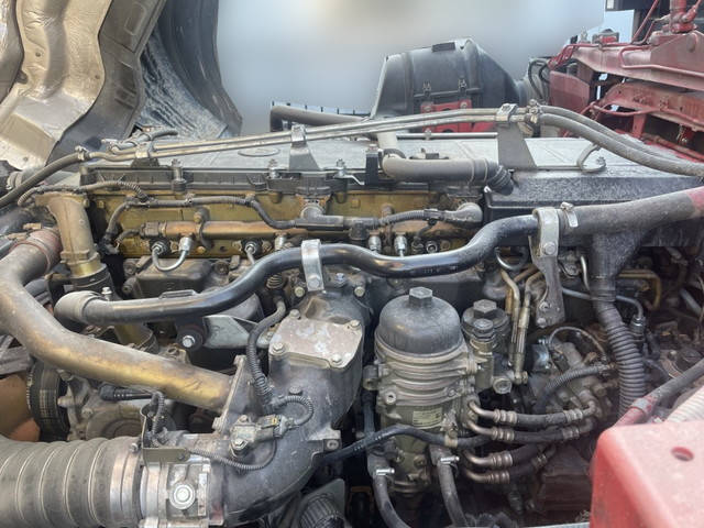 三菱ふそうスーパーグレートダンプ大型（10t）[写真18]