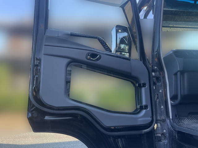 三菱ふそうスーパーグレートダンプ大型（10t）[写真20]