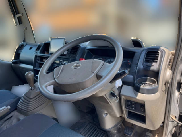 日産アトラスダブルキャブ（Wキャブ）小型（2t・3t）[写真17]