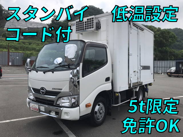 日野デュトロ冷凍車（冷蔵車）小型（2t・3t）TKG-XZC605M [写真01]