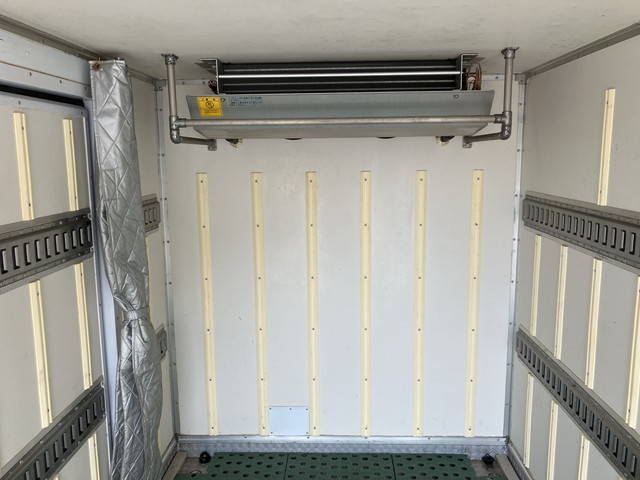 日野デュトロ冷凍車（冷蔵車）小型（2t・3t）[写真13]