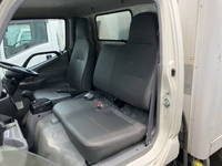 日野デュトロ冷凍車（冷蔵車）小型（2t・3t）[写真28]