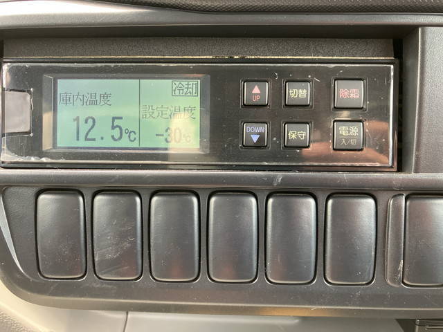 日野デュトロ冷凍車（冷蔵車）小型（2t・3t）[写真35]