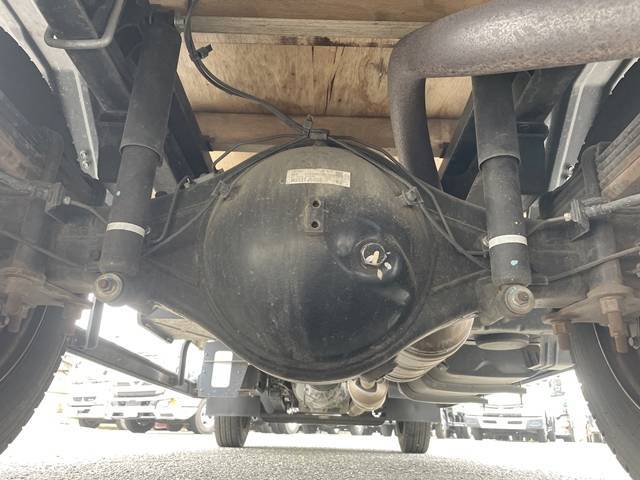 三菱ふそうキャンター平ボディ小型（2t・3t）[写真24]