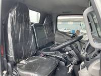 三菱ふそうキャンター平ボディ小型（2t・3t）[写真33]