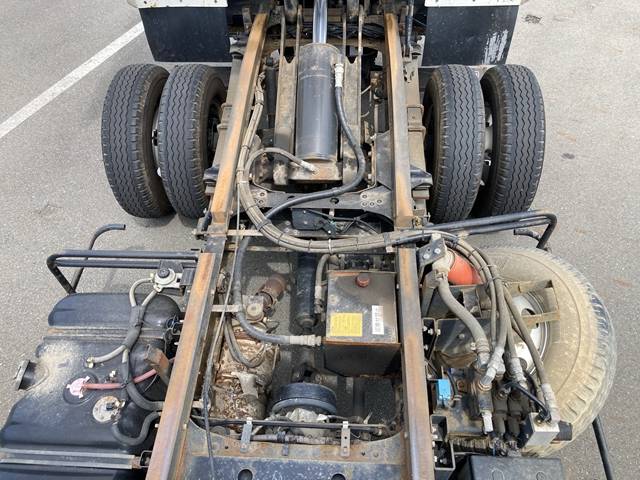 いすゞエルフローダーダンプ小型（2t・3t）[写真18]