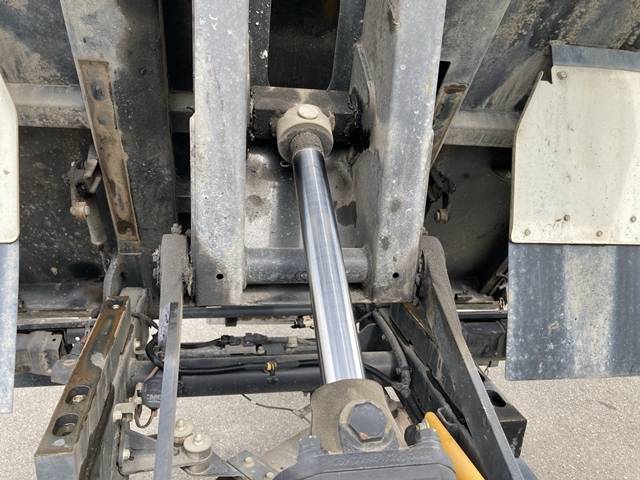 三菱ふそうキャンターダンプ小型（2t・3t）[写真24]