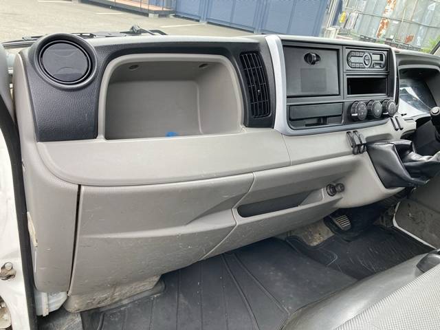 三菱ふそうキャンターダンプ小型（2t・3t）[写真33]