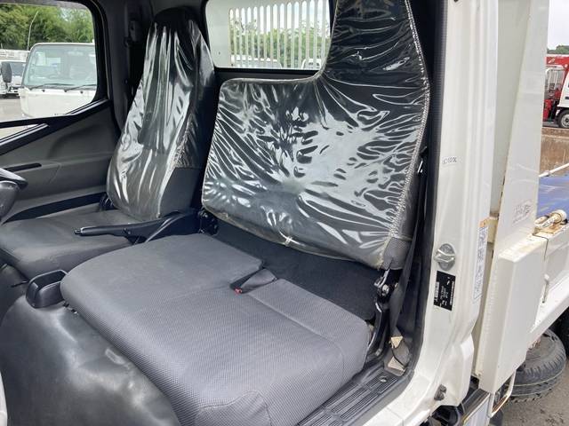 三菱ふそうキャンターダンプ小型（2t・3t）[写真34]