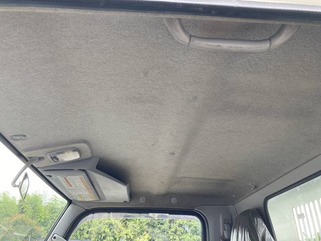 三菱ふそうキャンターダンプ小型（2t・3t）[写真35]