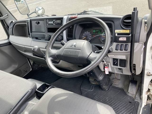 三菱ふそうキャンターダンプ小型（2t・3t）[写真37]